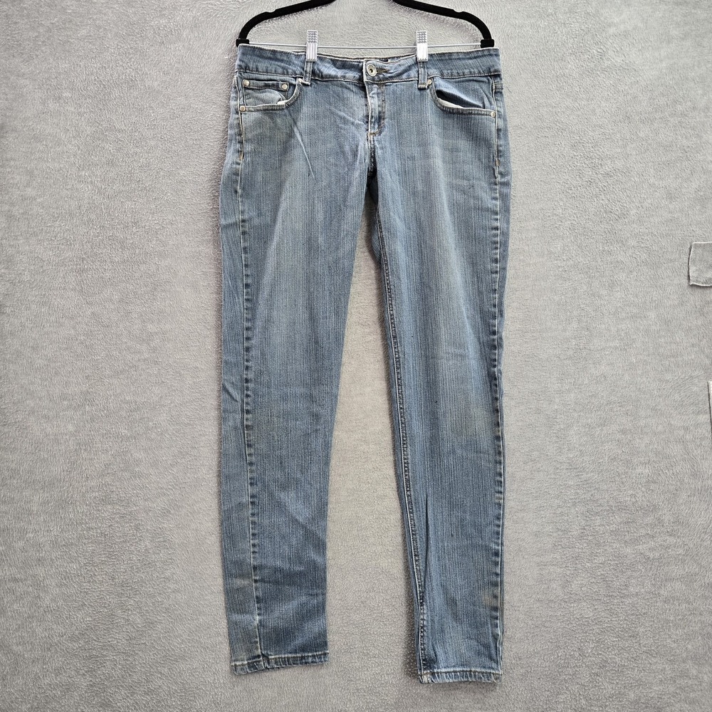 Anchorblue Women Jeans 11 Light Blue Denim Back Pockets Embroidery